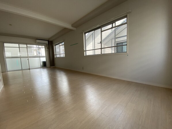 メゾン嵐山の物件内観写真